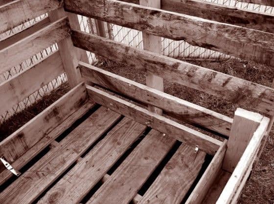 Do It Yourself Compost Bin Made From Pallets