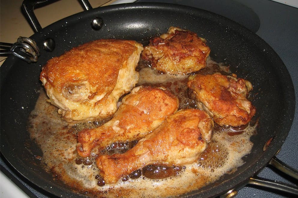how to reheat fried chicken