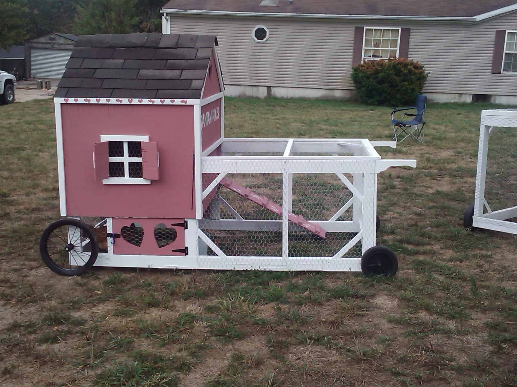 portable chicken coop on wheels