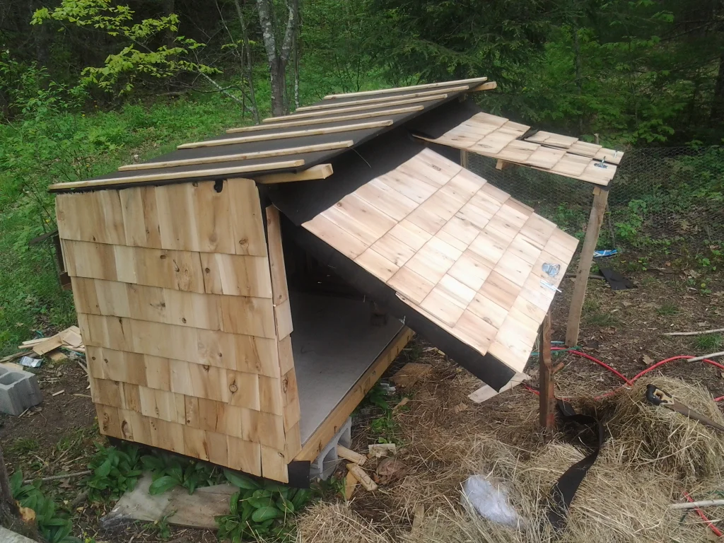 Installing Cedar Shakes for Weatherproofing