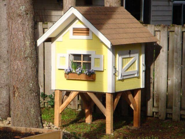 diy-4x4-insulated-chicken-coop